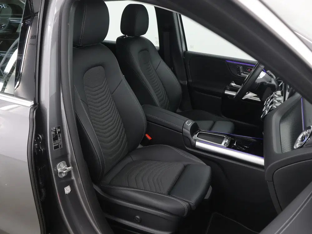 Mercedes-Benz B-Klasse 250 e Business Solution uit 2025, foto 10