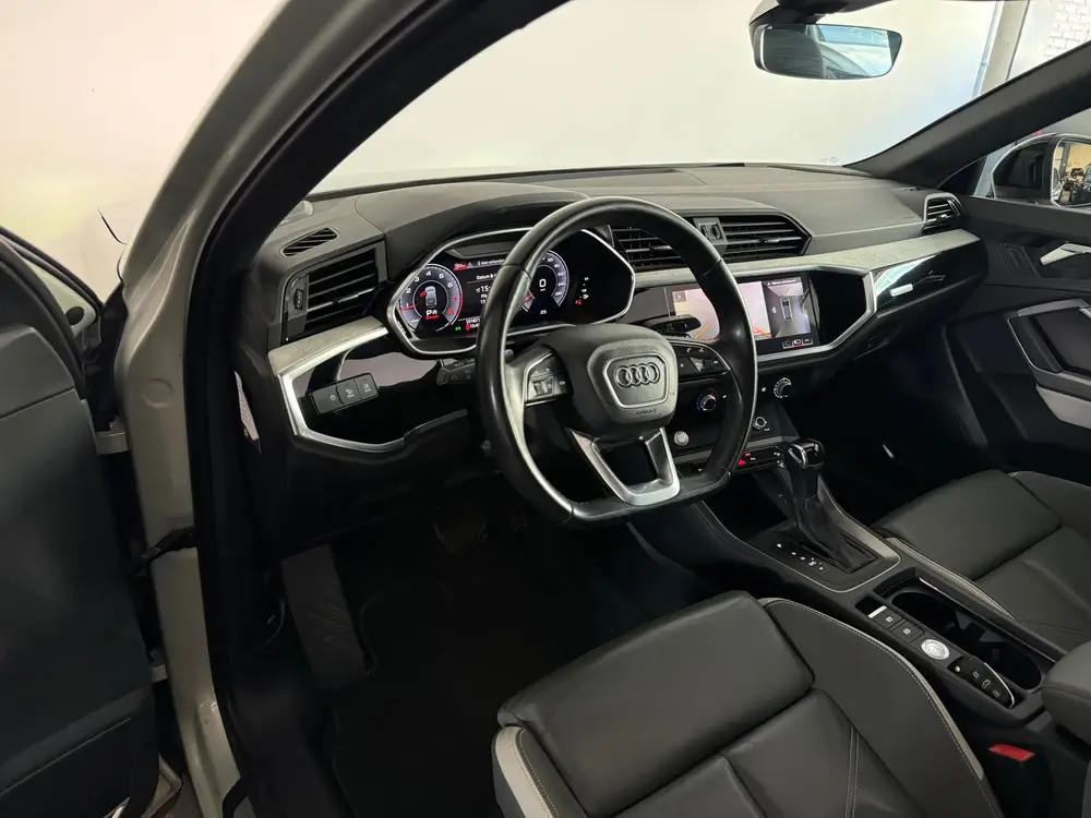 Audi Q3 45 TFSI quattro edition Pano uit 2019, foto 4
