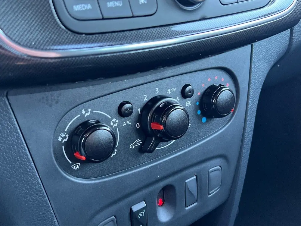 Dacia Sandero 1.0 TCe 90 Essential AIRCO / STOELVERWARMING / uit 2020, foto 15