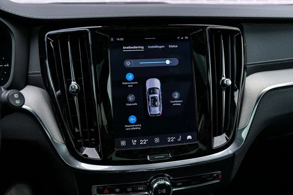 Volvo V60 T6 Plug-in hybrid AWD Ultra Dark uit 2026, foto 20