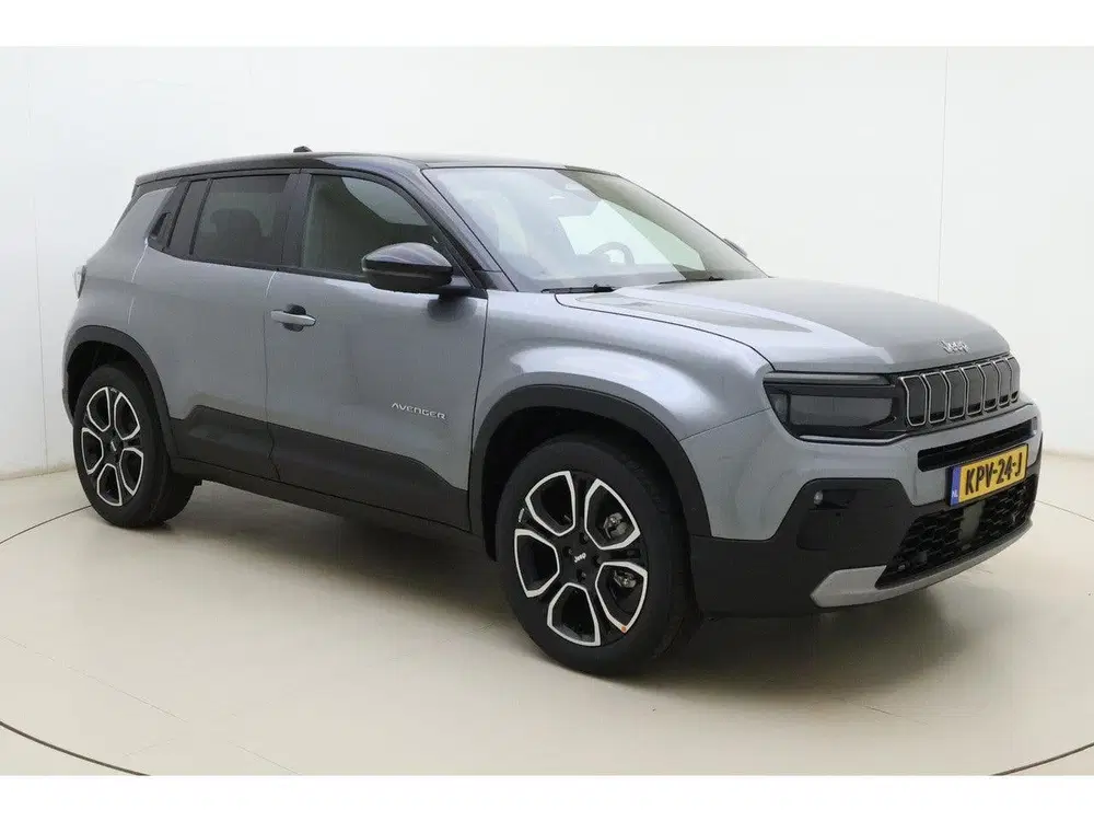 Jeep Avenger Summit 54 kWh uit 2026, foto 8