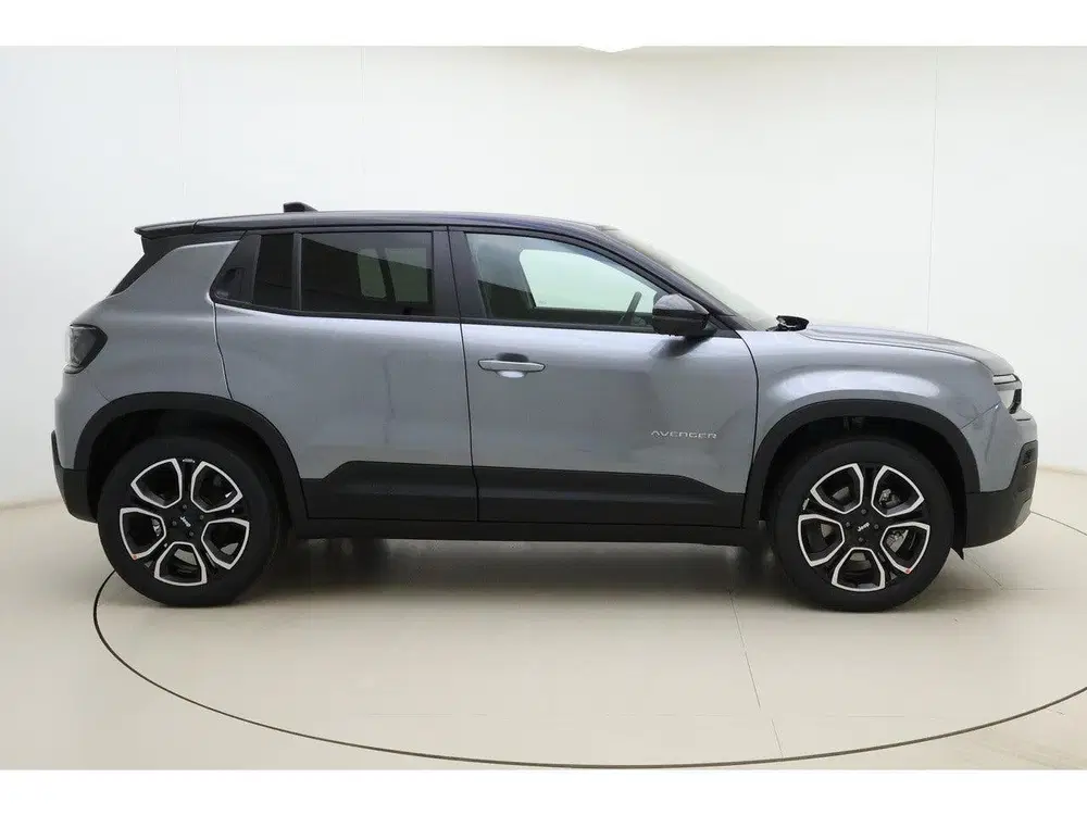 Jeep Avenger Summit 54 kWh uit 2026, foto 9