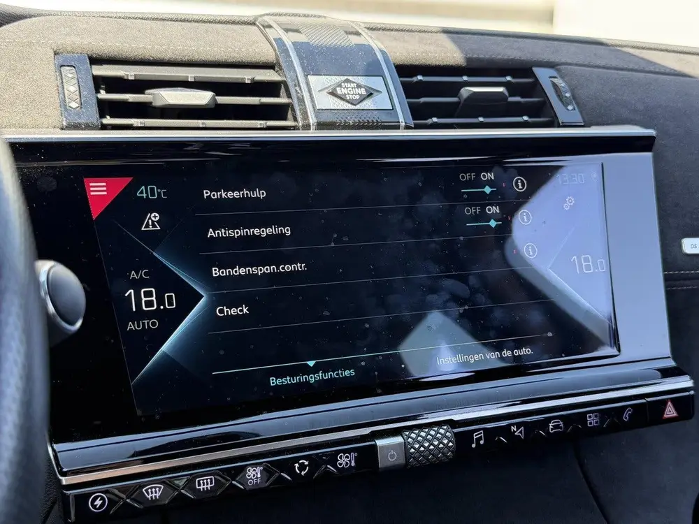 DS Automobiles DS 7 DS DS 7 Crossback E-Tense Performance Line uit 2022, foto 17