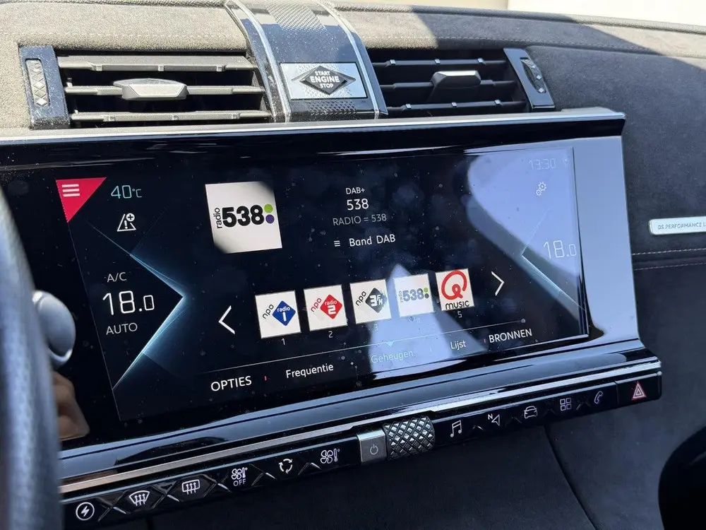 DS Automobiles DS 7 DS DS 7 Crossback E-Tense Performance Line uit 2022, foto 19