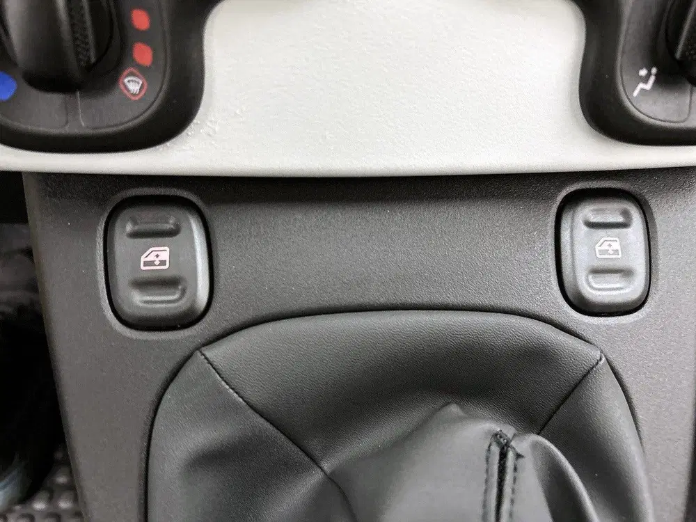 Fiat Panda 1.0 Hybrid Pandina Airco uit 2026, foto 15