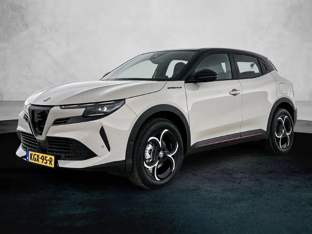 Alfa Romeo Junior 1.2 Turbo Hybrid Ibrida Sport Speciale Tac uit 2026