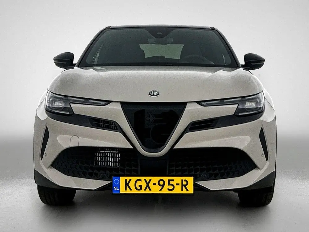 Alfa Romeo Junior 1.2 Turbo Hybrid Ibrida Sport Speciale Tac uit 2026, foto 8