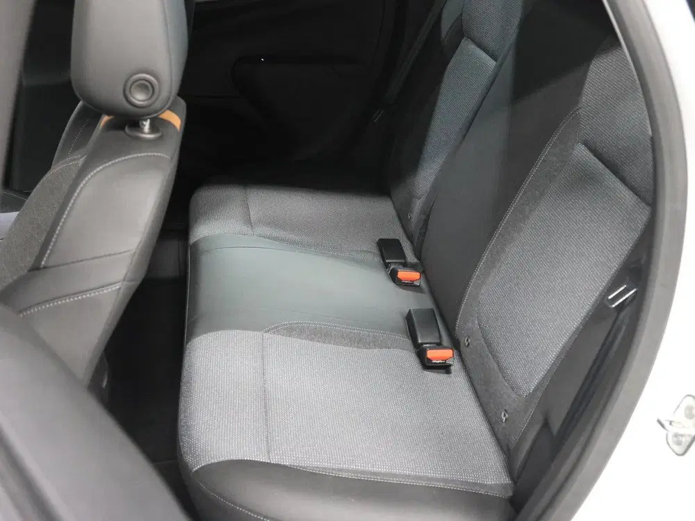 Opel Crossland 130PK Elegance uit 2021, foto 17