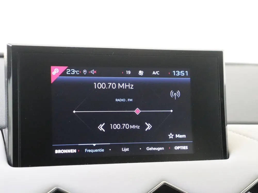 DS Automobiles DS 3 DS DS 3 Crossback E-Tense Bastille 50 kWh uit 2022, foto 16
