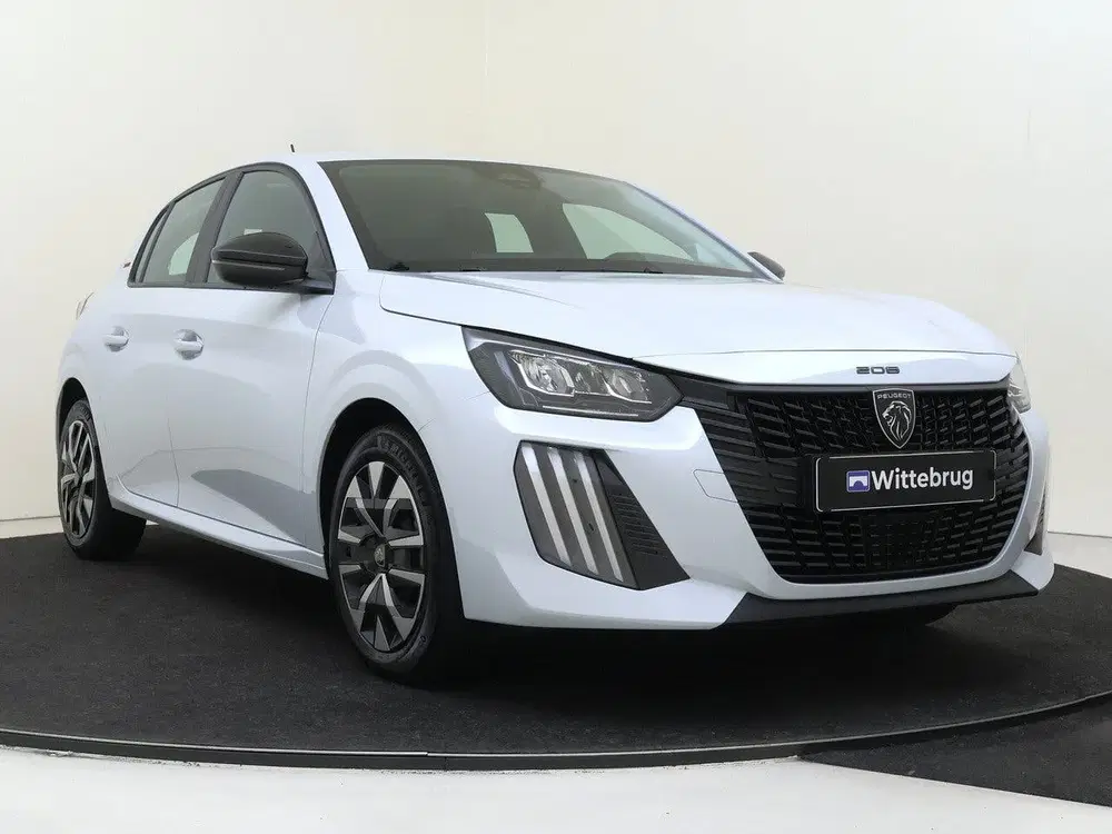 Peugeot 208 1.2 PureTech 100 Style uit 2025, foto 3