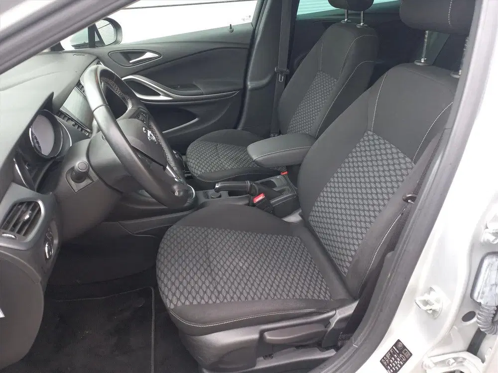 Opel Astra Sports Tourer 1.4T 150pk Business+ uit 2019, foto 10