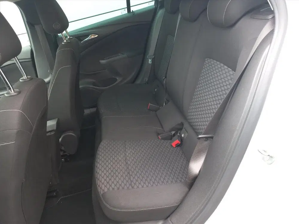 Opel Astra Sports Tourer 1.4T 150pk Business+ uit 2019, foto 13