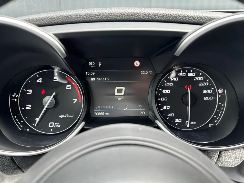 Alfa Romeo Giulia 200pk Sprint Automaat uit 2022, foto 12