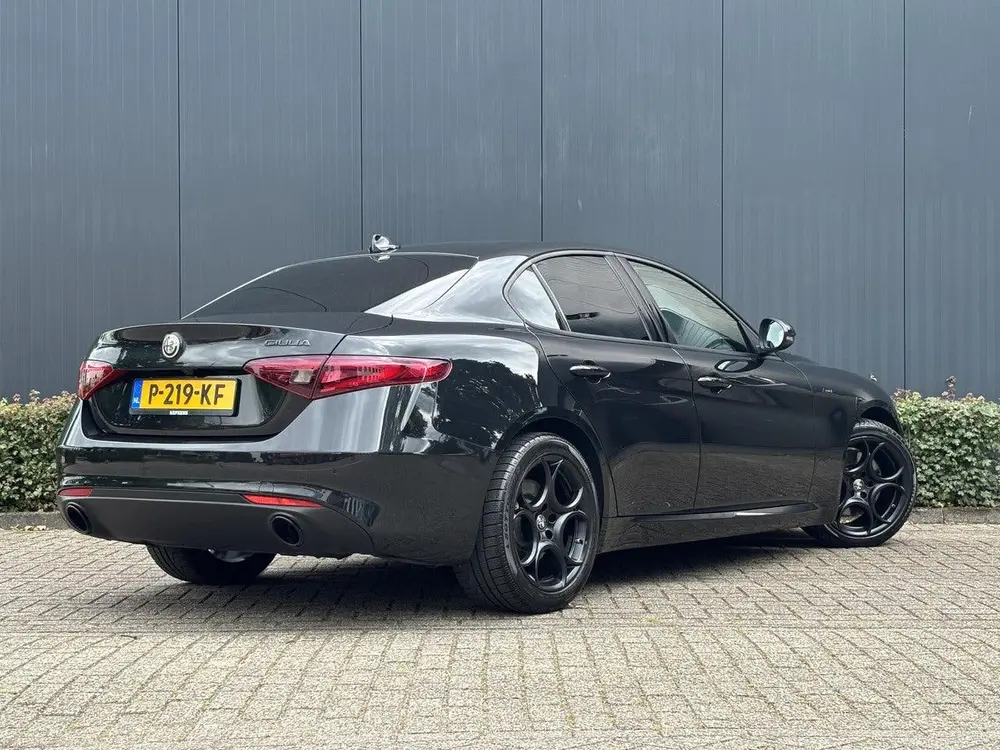 Alfa Romeo Giulia 200pk Sprint Automaat uit 2022, foto 3