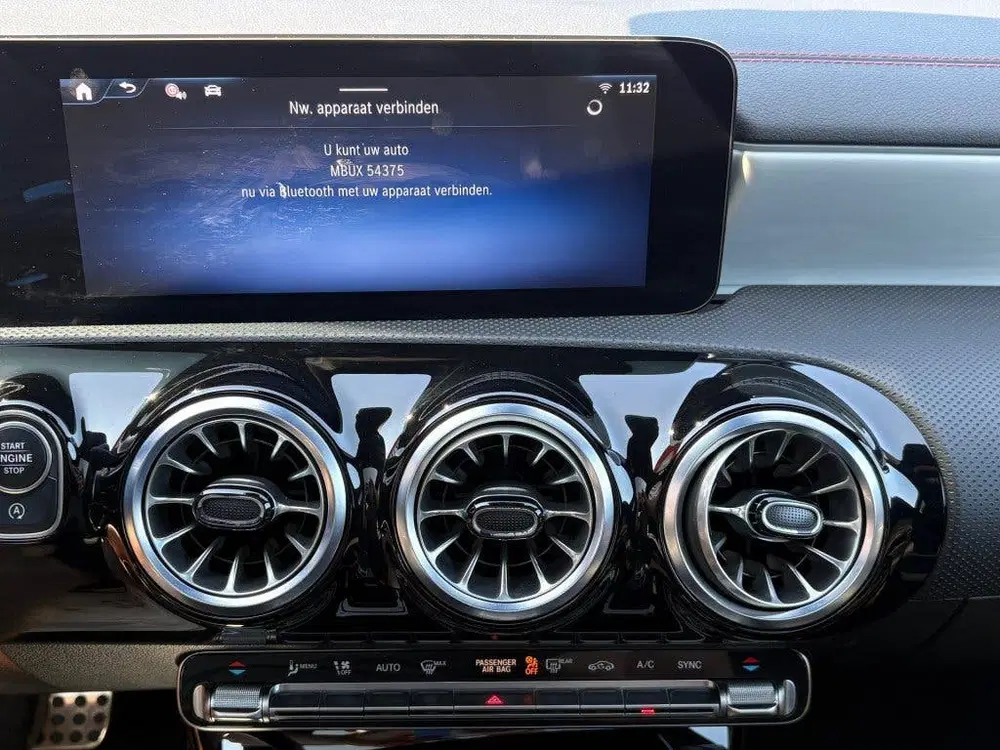 Mercedes-Benz CLA CLA 180 AUT. FACELIFT PANO-DAK NAVI uit 2024, foto 9