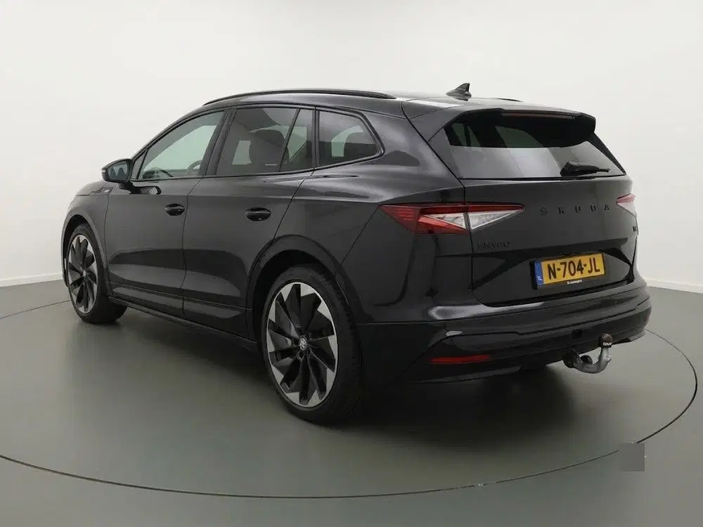Skoda Enyaq 60 Sportline uit 2021, foto 3