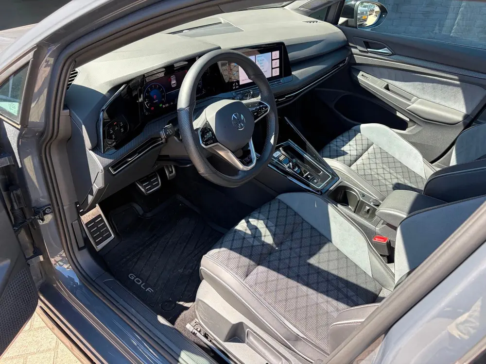 Volkswagen Golf 1.5 eTSI R-Line|IQ|Pano|ACC|Alarm|Keyless|Tr uit 2024, foto 18