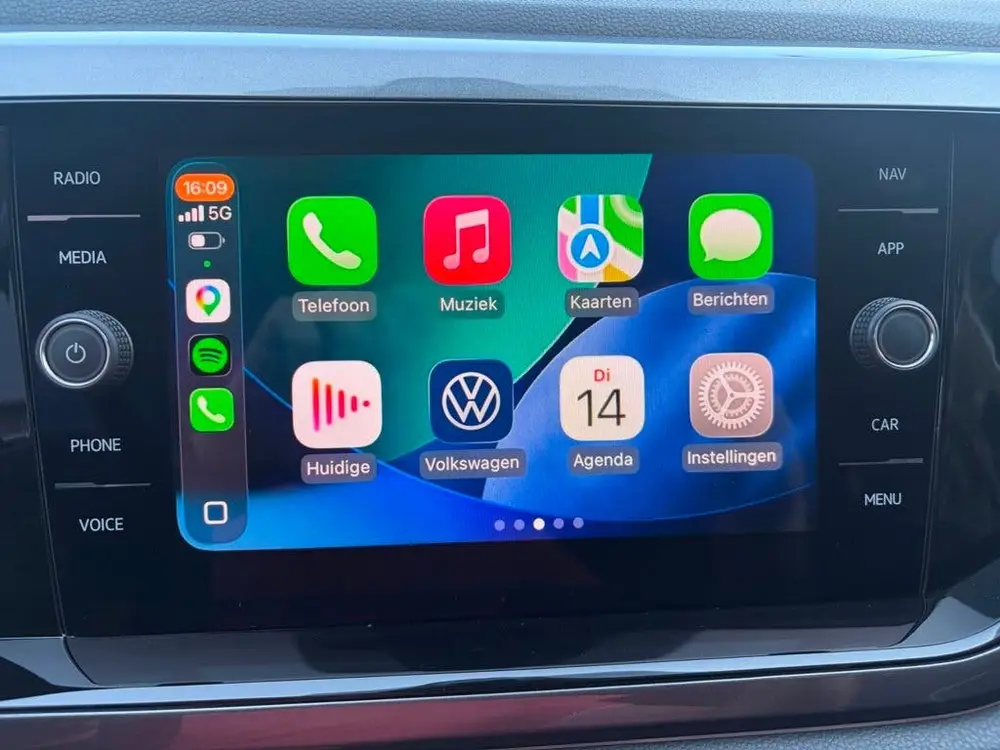 Volkswagen Taigo 1.5 TSI R-Line, IQ-Light, Virtual Cockpit uit 2022, foto 12