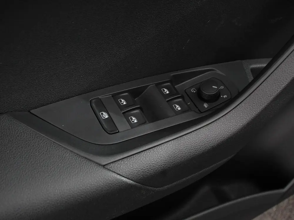 Skoda Karoq 1.5 TSI 150pk DSG ACT Selection DEMO Navig uit 2025, foto 12