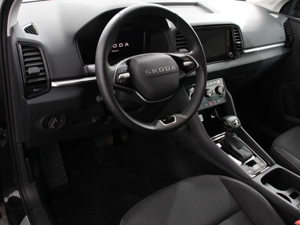 Skoda Karoq 1.5 TSI 150pk DSG ACT Selection DEMO Navig uit 2025, foto 2