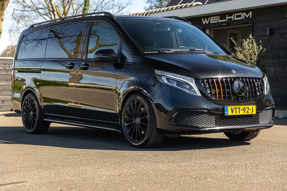Mercedes-Benz V-Klasse 300d Lang DC Edition I Marcopolo I Sc uit 2020, foto 11