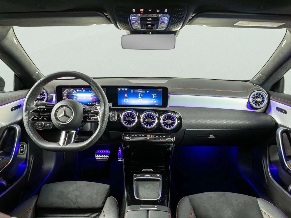 Mercedes-Benz CLA CLA Coupé 180 Star Edition AMG Line Panora uit 2025, foto 11