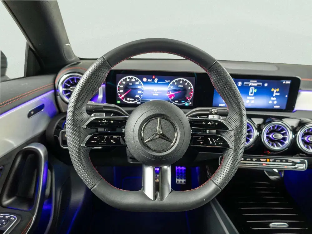 Mercedes-Benz CLA CLA Coupé 180 Star Edition AMG Line Panora uit 2025, foto 13
