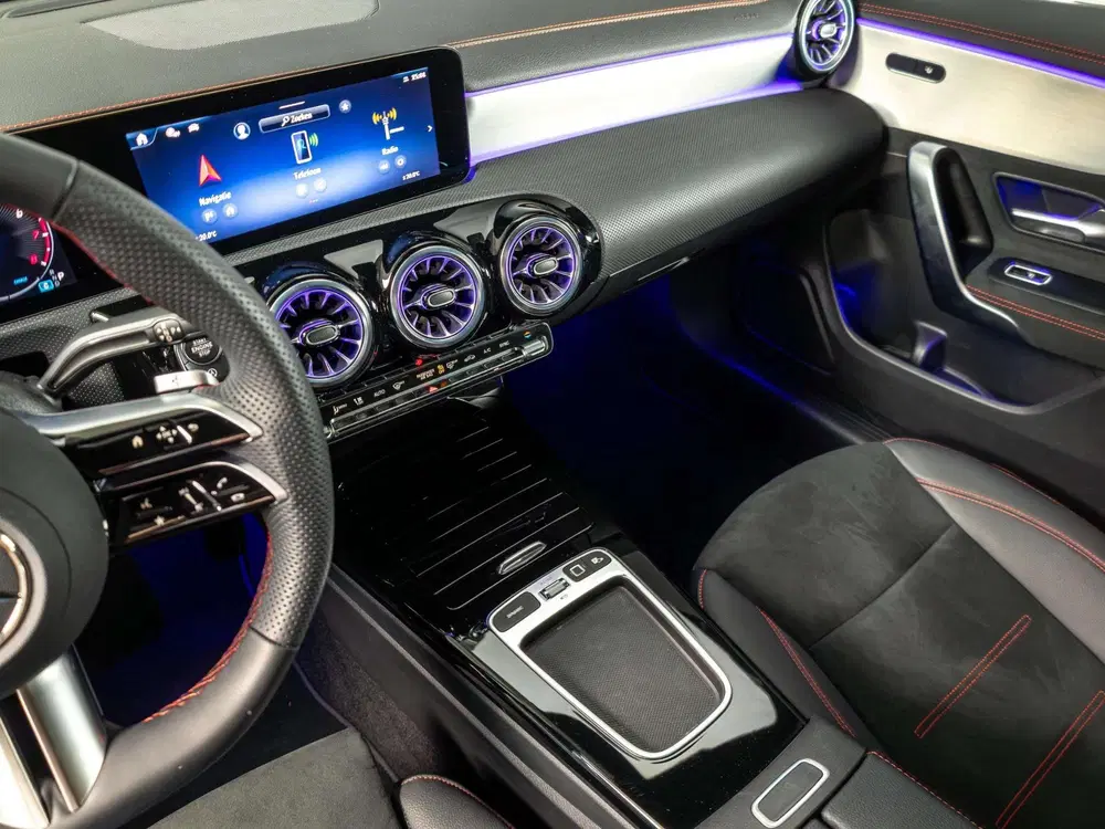 Mercedes-Benz CLA CLA Coupé 180 Star Edition AMG Line Panora uit 2025, foto 17