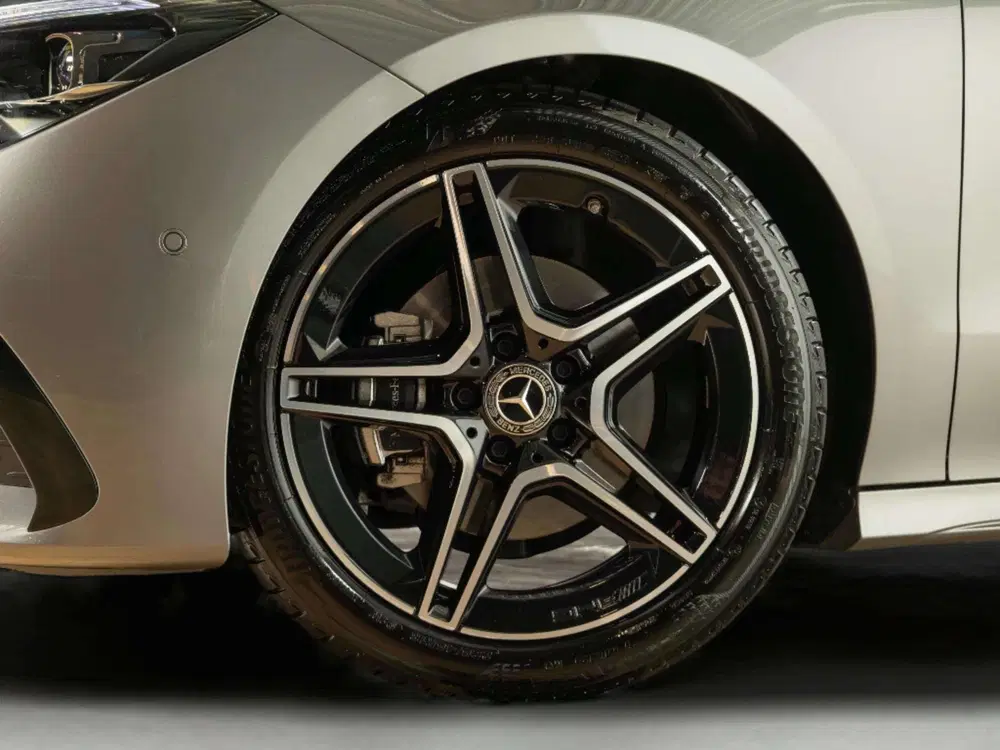 Mercedes-Benz CLA CLA Coupé 180 Star Edition AMG Line Panora uit 2025, foto 7