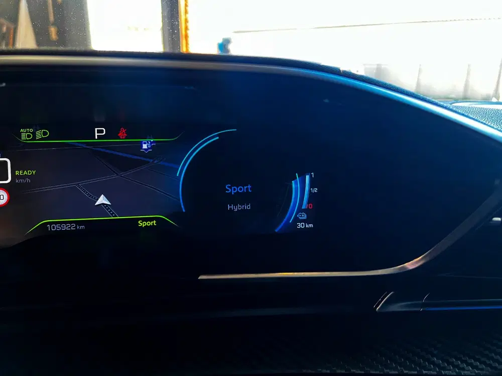 Peugeot 508 1.6 HYbrid Peugeot Sport Engineered Carpla uit 2022, foto 15