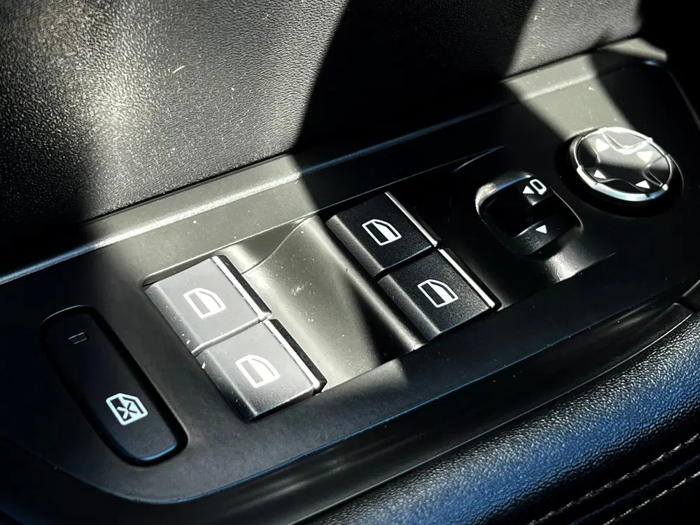Peugeot 508 1.6 HYbrid Peugeot Sport Engineered Carpla uit 2022, foto 18