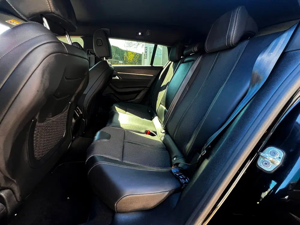 Peugeot 508 1.6 HYbrid Peugeot Sport Engineered Carpla uit 2022, foto 4