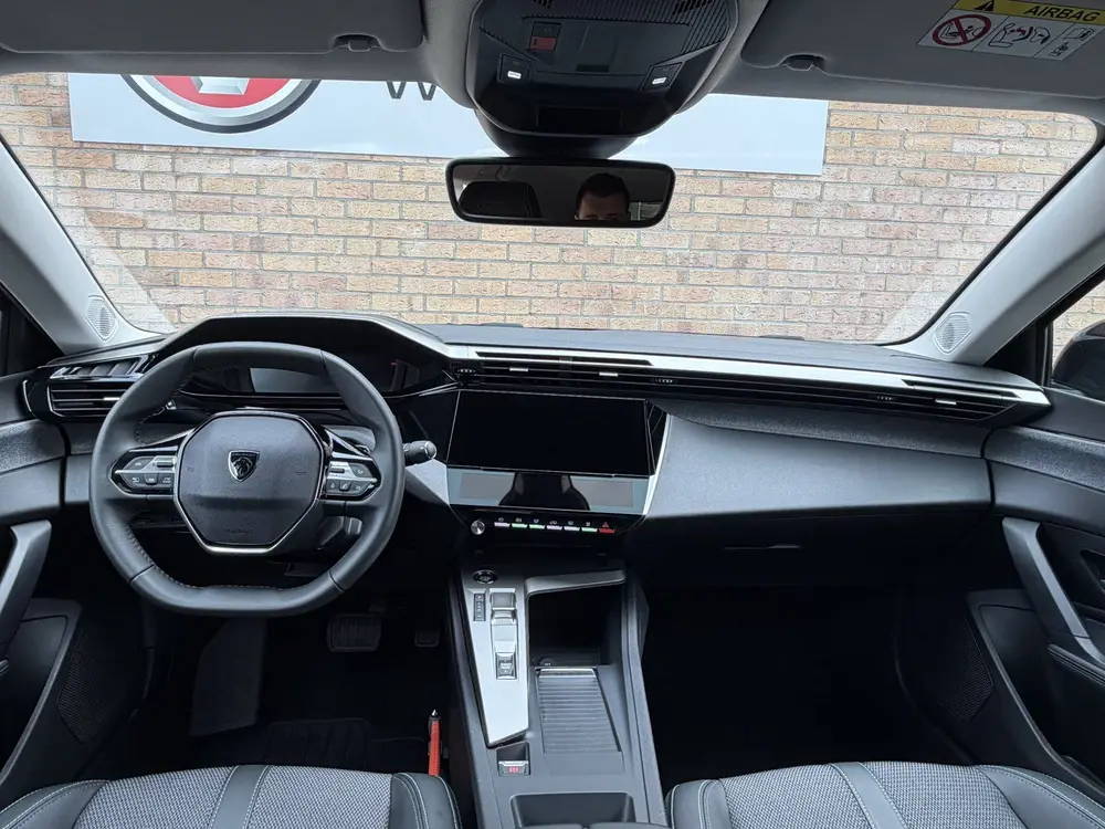 Peugeot 408 1.2 Hybrid Automaat Allure uit 2025, foto 10