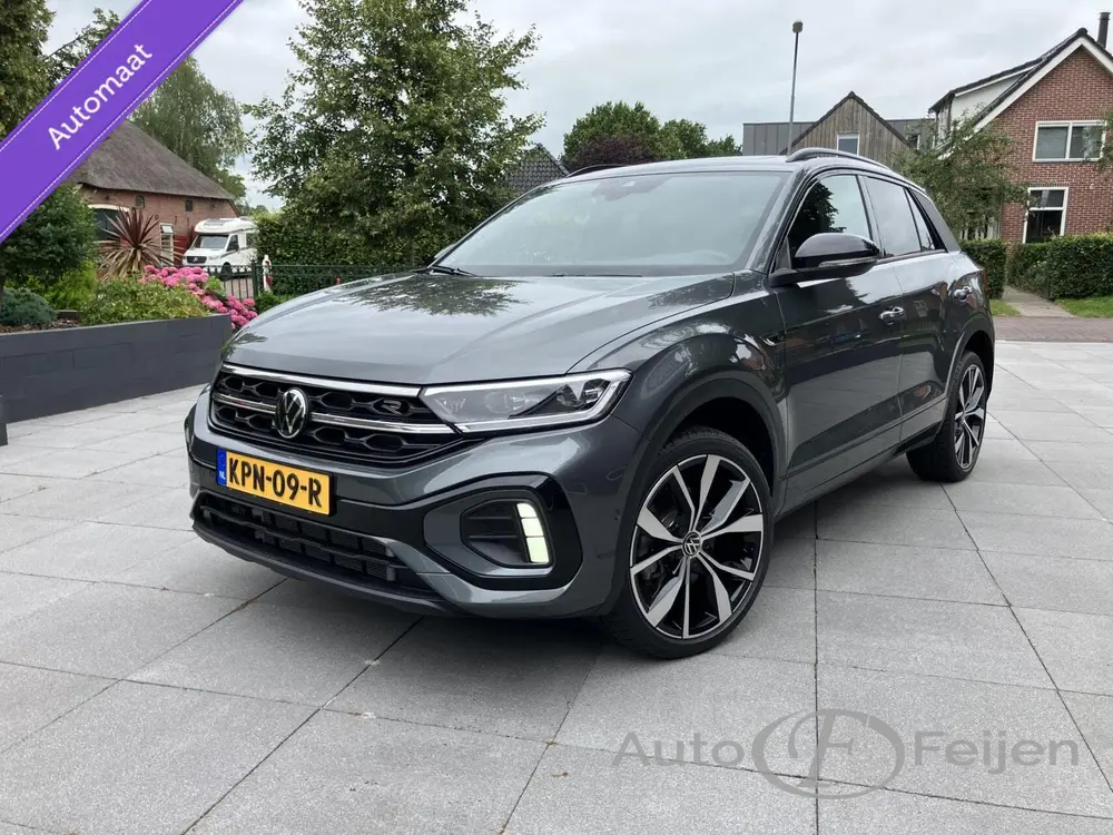 Volkswagen T-Roc 1.5 TSI DSG R-LINE EDITION , PANO , BLACK S uit 2025