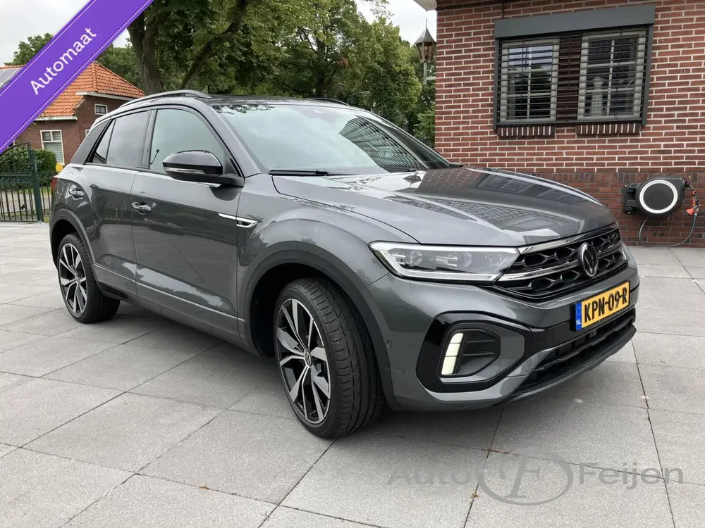 Volkswagen T-Roc 1.5 TSI DSG R-LINE EDITION , PANO , BLACK S uit 2025, foto 2