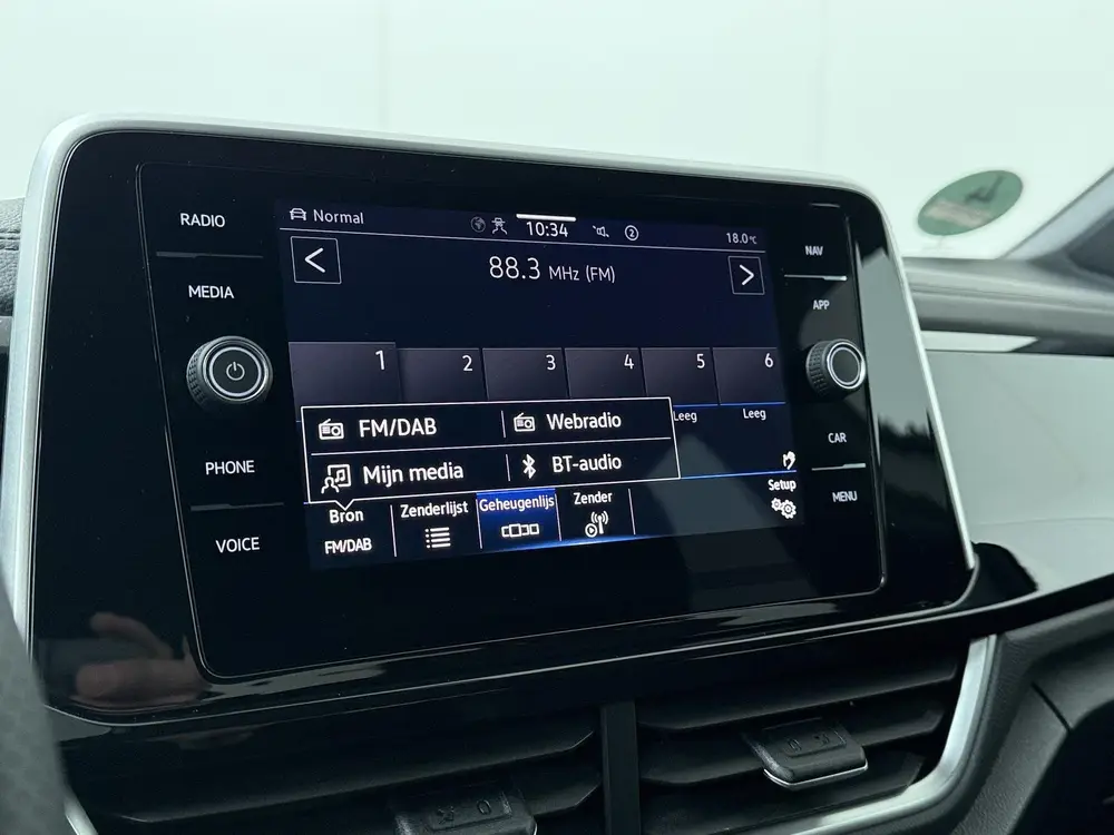 Volkswagen T-Roc 1.5 TSI R-Line | 150 PK | Automaat | Trekha uit 2025, foto 13