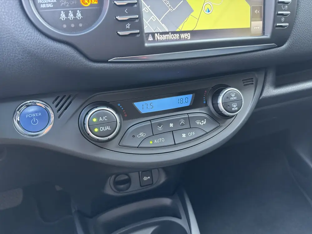 Toyota Yaris 1.5 Hybrid Active NL auto Panodak Dealer o uit 2019, foto 17