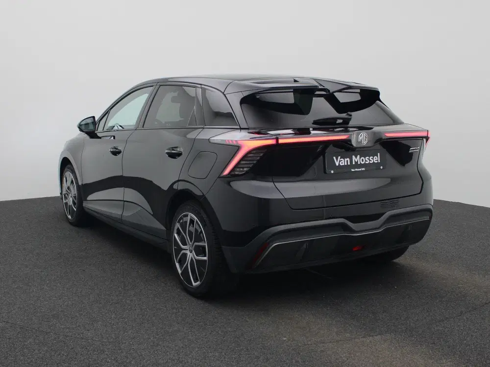 MG MG4 Luxury 64 kWh uit 2023, foto 2