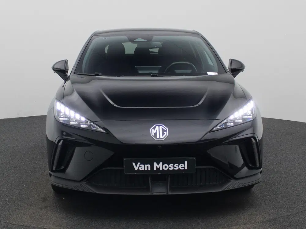 MG MG4 Luxury 64 kWh uit 2023, foto 3