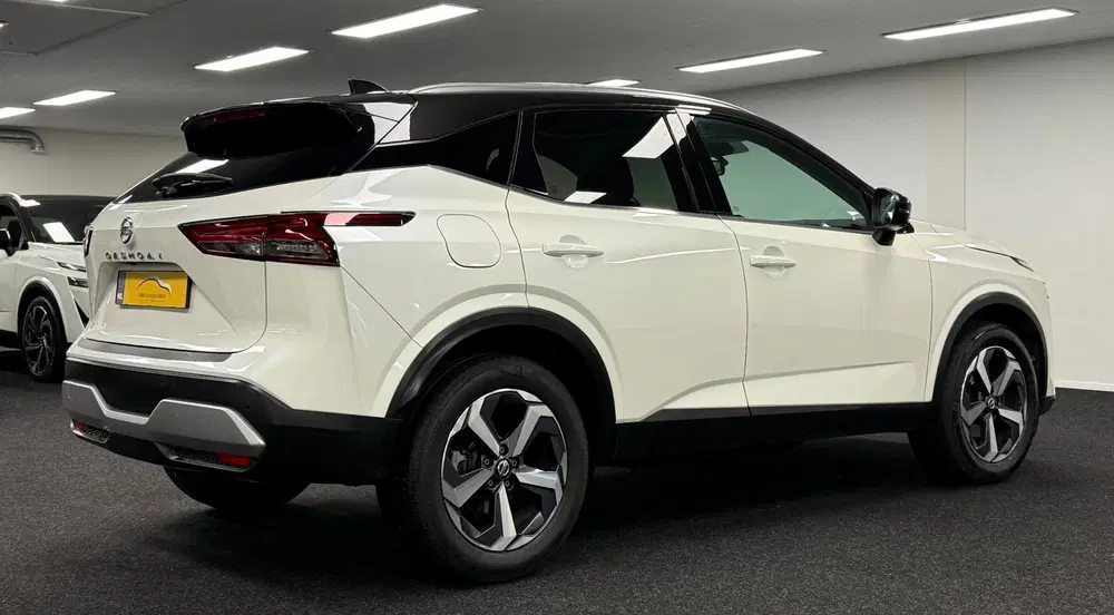 Nissan Qashqai 1.3 MHEV Xtronic Premiere Edition*Panodak* uit 2022, foto 11