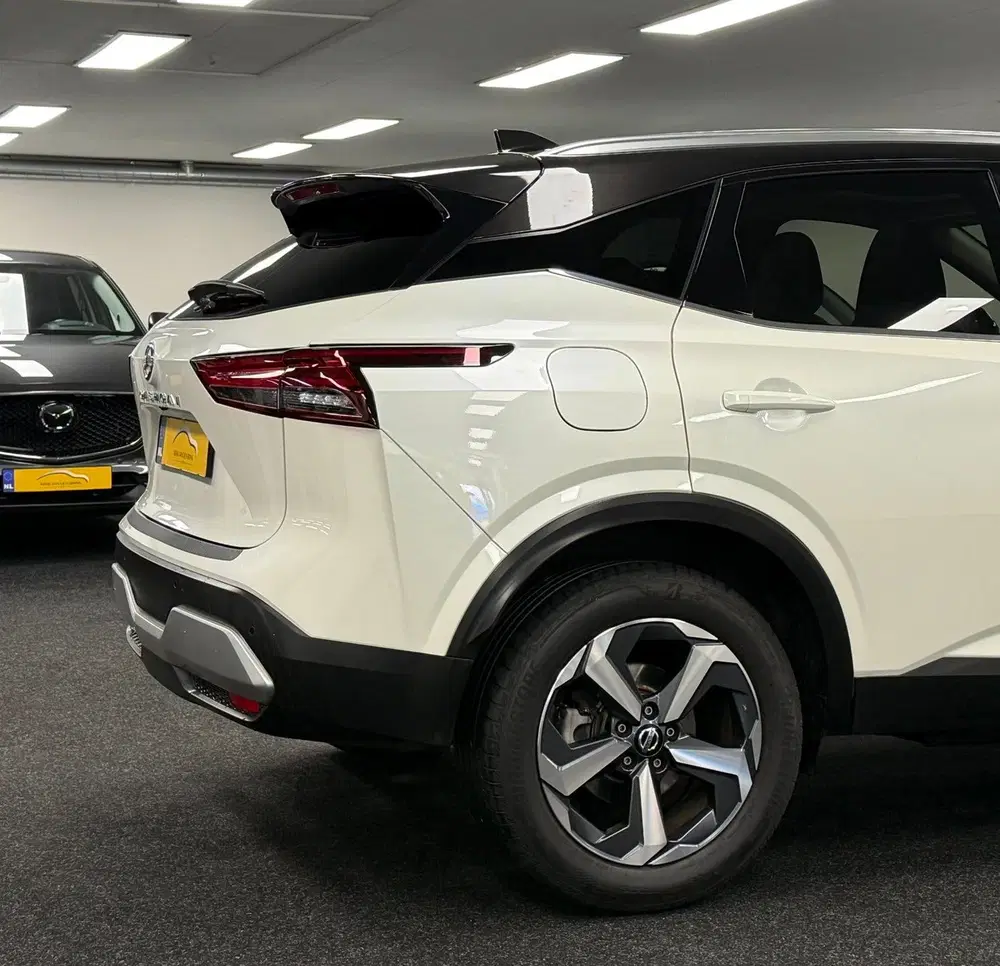 Nissan Qashqai 1.3 MHEV Xtronic Premiere Edition*Panodak* uit 2022, foto 15