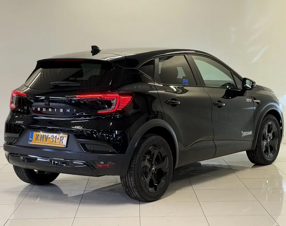 Mitsubishi ASX 1.8 HEV 160 AT Black Edition uit 2026, foto 2