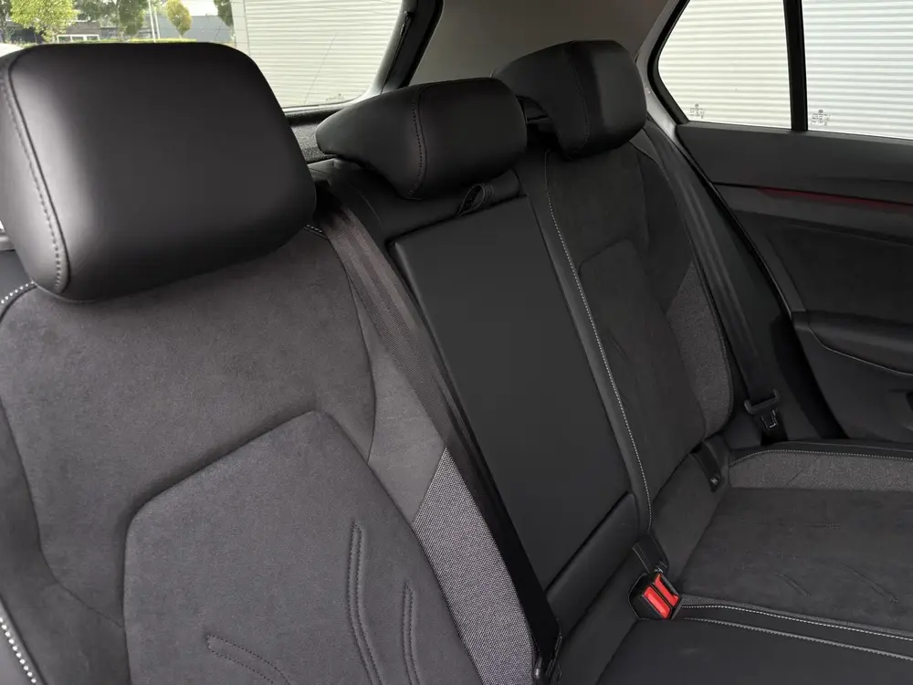 Volkswagen Golf 1.5 204pk eHybrid Style Edition | IQ-Light V uit 2025, foto 15