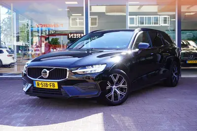 Volvo V60 2.0 B3 Essential Automaat | Airco | Navigatie | Ca uit 2022