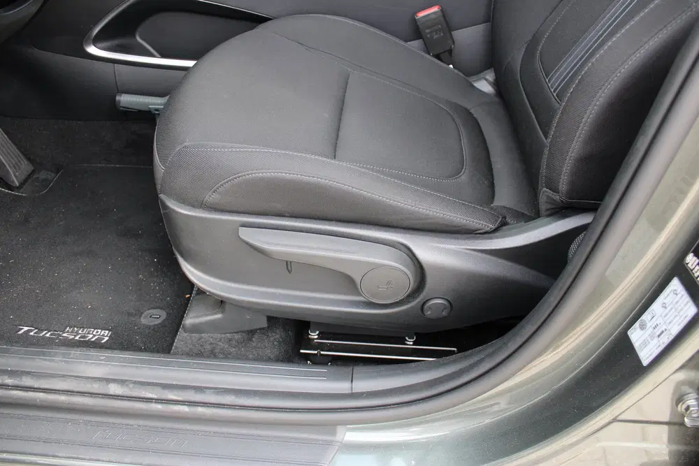 Hyundai TUCSON 1.6 T-GDI PHEV Comfort Smart 4WD uit 2023, foto 12