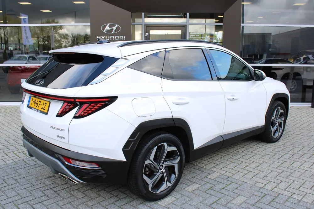 Hyundai TUCSON 1.6 T-GDI PHEV Comfort Smart 4WD uit 2023, foto 2