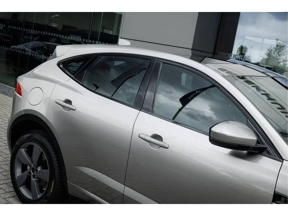 Jaguar E-Pace P250 AWD R-Dynamic S uit 2019, foto 7