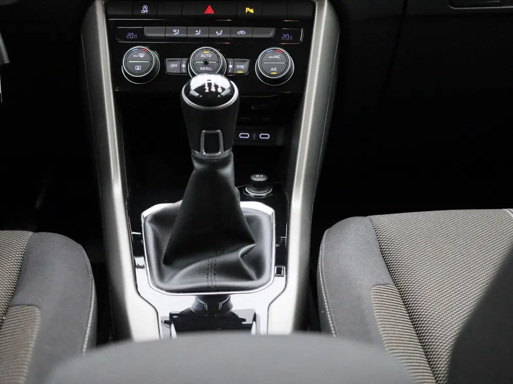 Volkswagen T-Roc 1.5 TSI Style Business | 150 PK | Apple Car uit 2022, foto 10