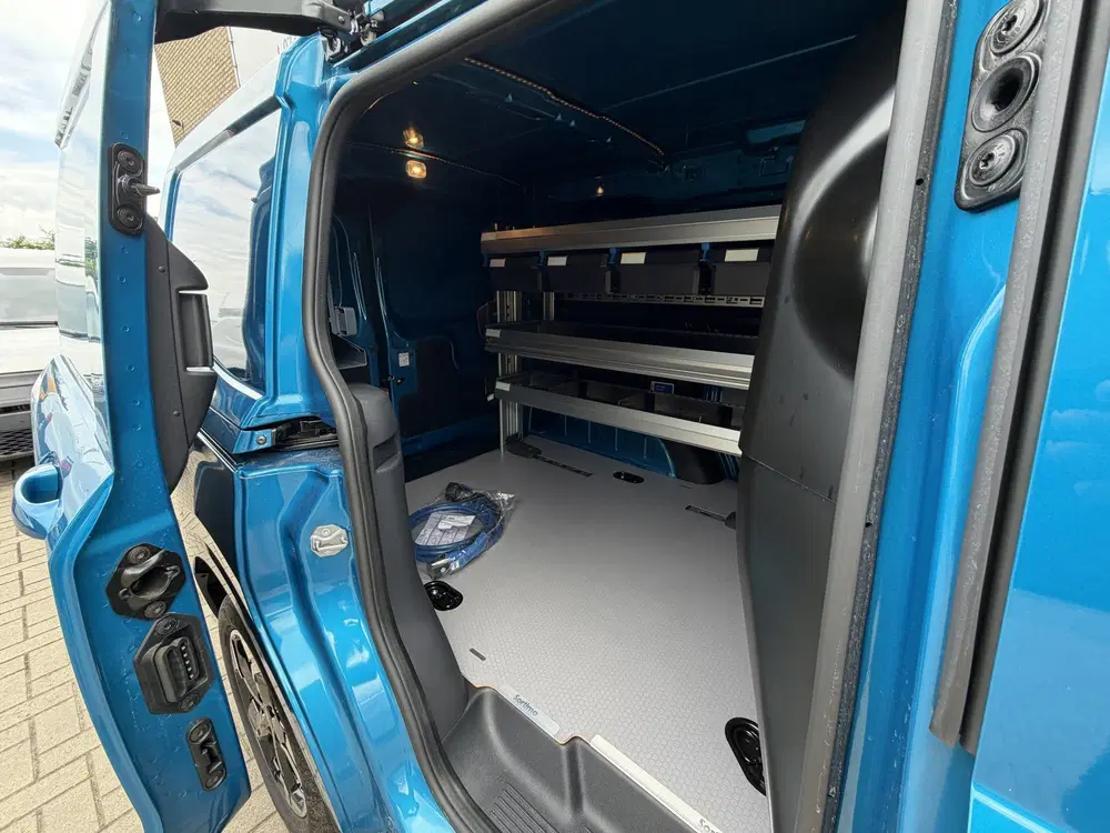Ford Transit Limited 44 kWh Direct rijden uit 2025, foto 18