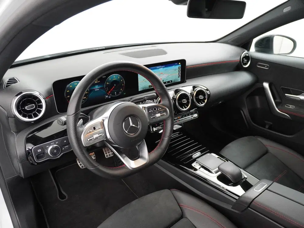 Mercedes-Benz A-Klasse A180 AMG uit 2019, foto 7